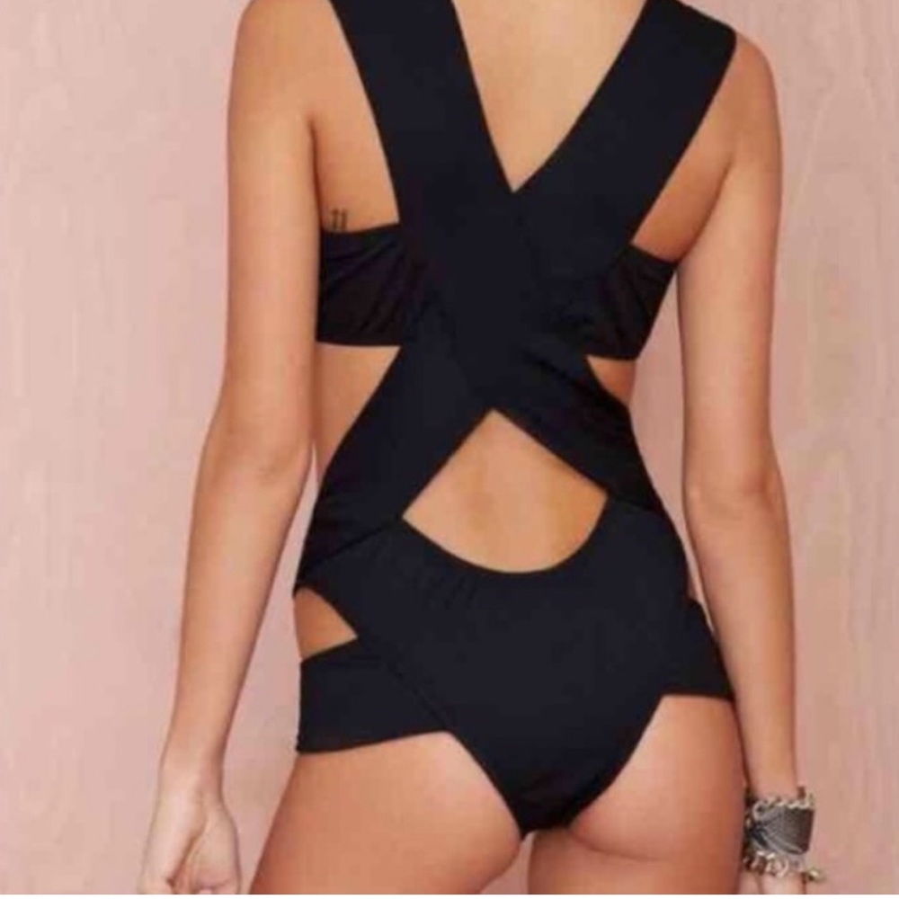 Minimale Animale Black Cut Out One Piece Swimsuit size M - Picture 2 of 5